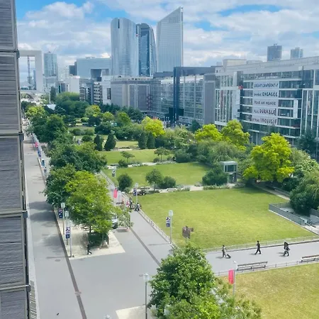 Arena La Defense Prefecture * Nanterre